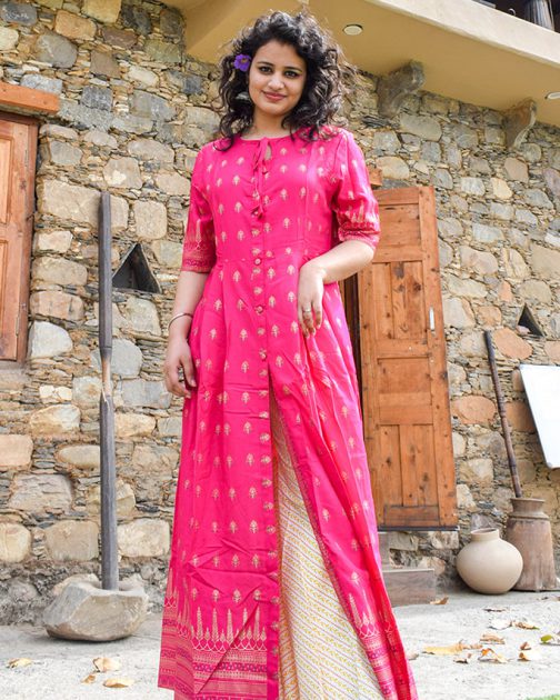 Magenta Kurta With Front Slit