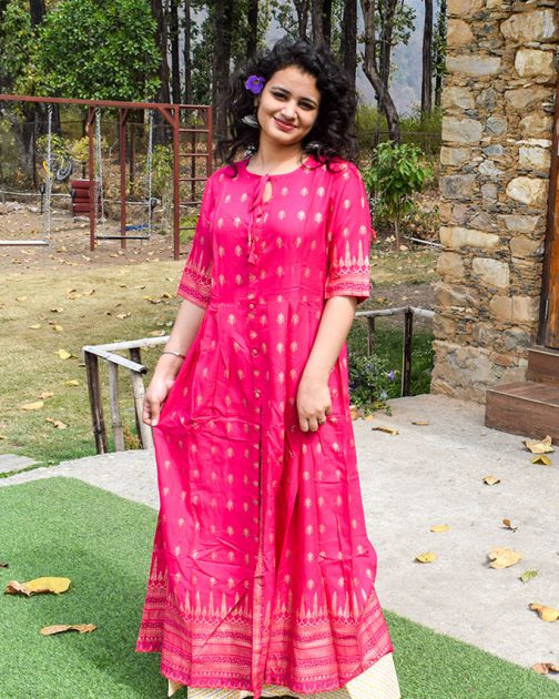 Magenta Kurta With Front Slit